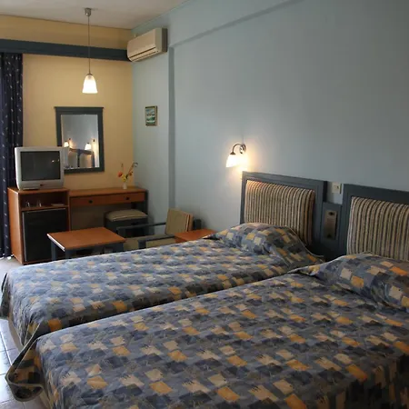 Astron Hotell 3*