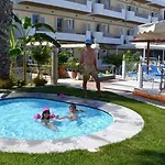 Astron Hotel 3*