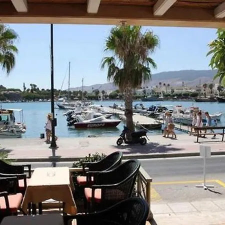 Astron Hotel