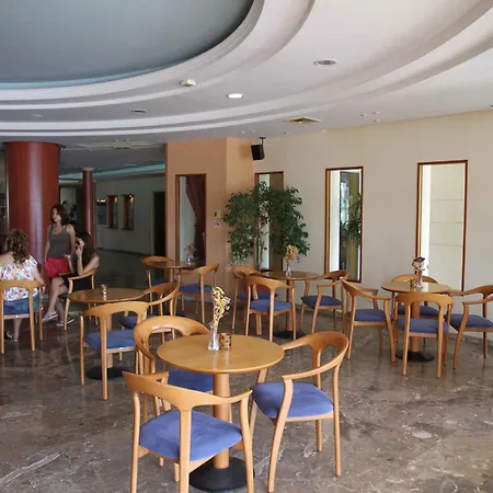 מלון Astron העיירה קוס