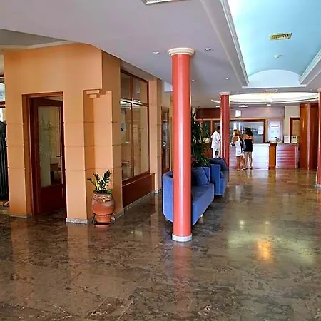 Astron Hotel
