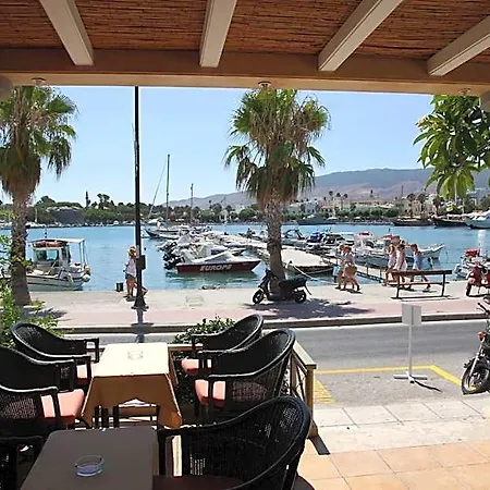 Astron Hotel