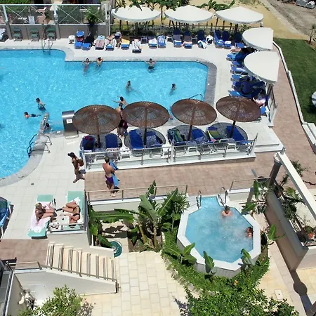 Hotel Astron 3*