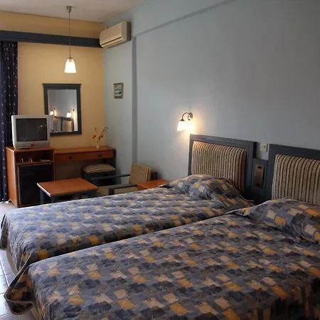 Astron Hotel 3*