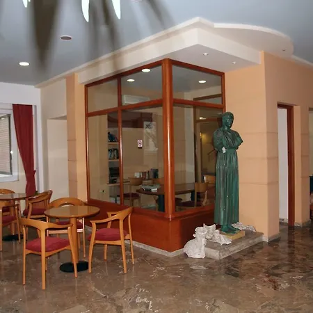 מלון Astron העיירה קוס